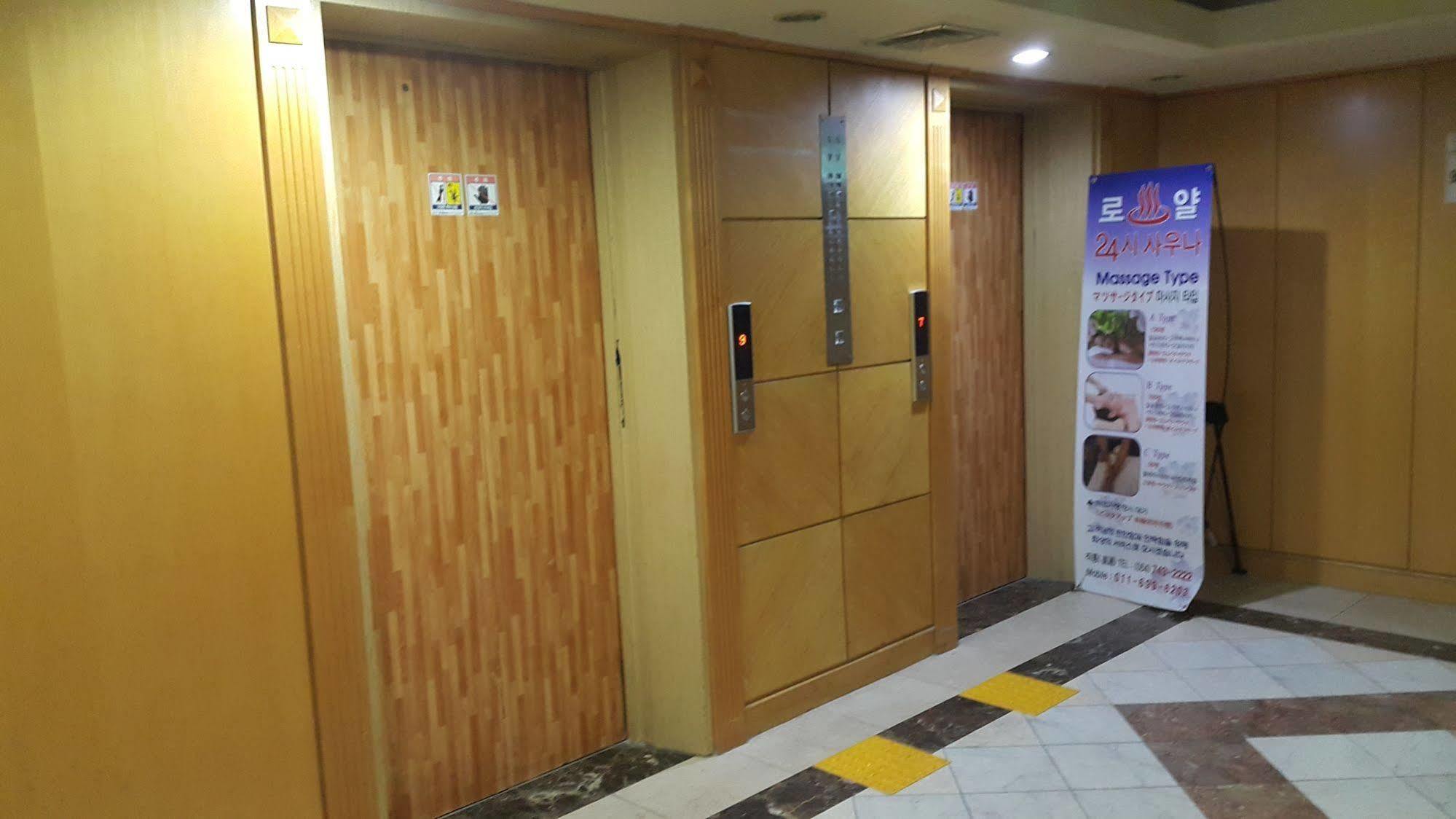 Jeju Royal Hotel Buitenkant foto